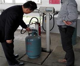 液化氣自動(dòng)定量充裝電子稱系統(tǒng)常州優(yōu)寶*