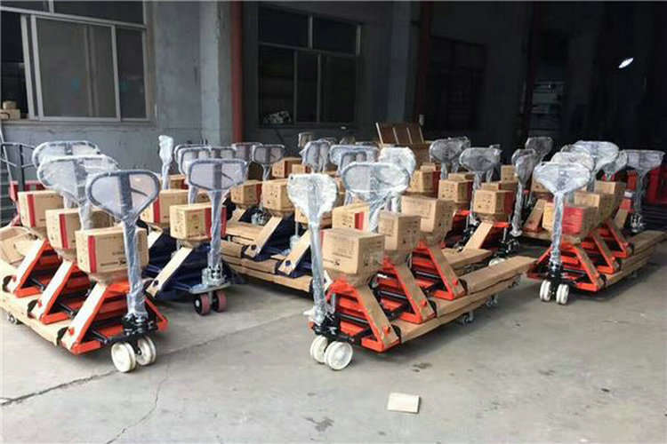 2噸電子叉車秤的稱重系統(tǒng)是如何作業(yè)的