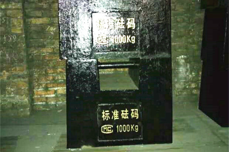 株洲500公斤標(biāo)準(zhǔn)砝碼材質(zhì)等級說明