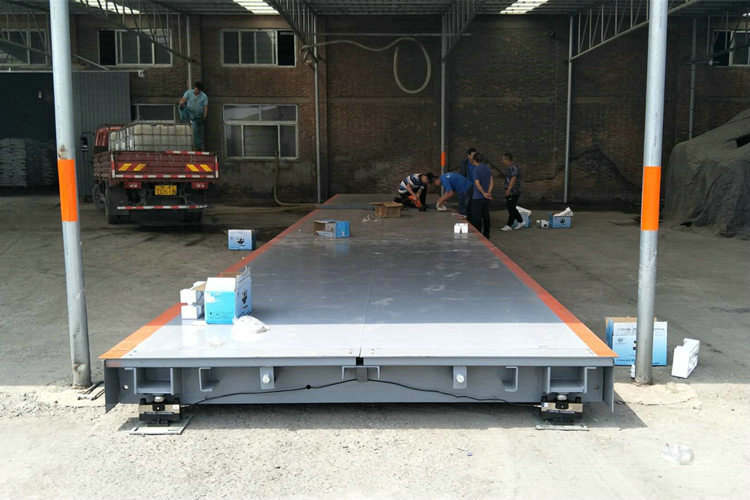 臨湘市100噸出口式電子汽車衡維修廠家