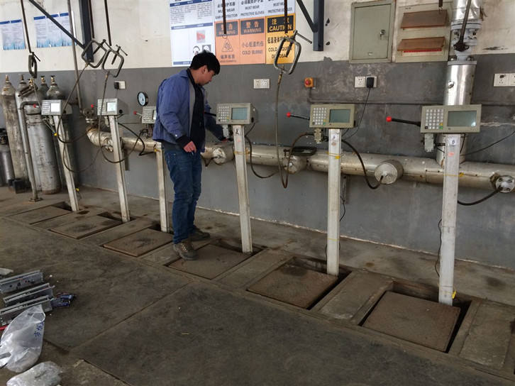 隨州200kg二氧化碳自動灌裝秤使用說明