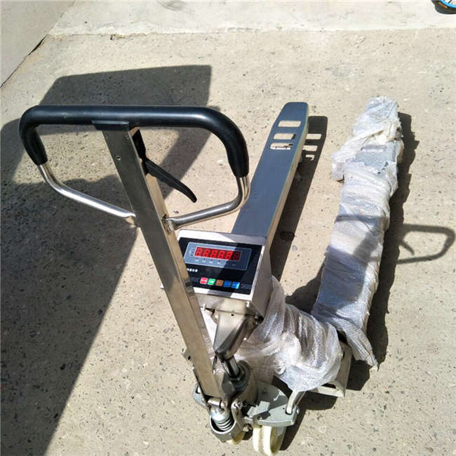 銅仁市1500kg不銹鋼搬運(yùn)叉車電子秤清理方法